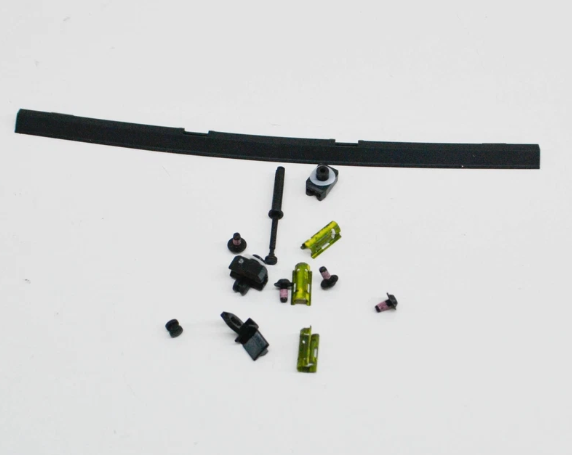 Набір дрібних деталей