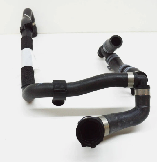 Патрубок охолоджуючої рідини